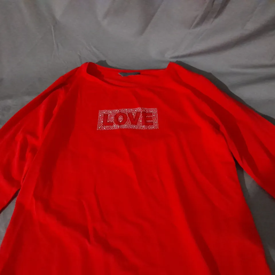 RUTH LANGSFORD LOVE TOP IN RED SIZE M