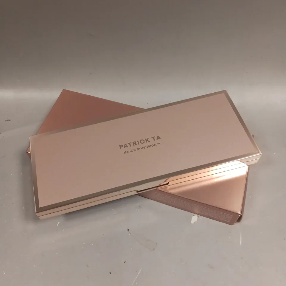 BOXED PATRICK TA MAJOR DIMENSION III MATTE EYESHADOW PALETTE