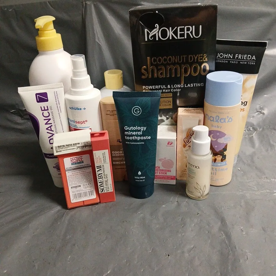 APPROXIMATELY 20 ASSORTED HEALTH & BEAUTY PRODUCTS TO INCLUDE NALA'S BABY NIGHTTIME OIL, AVEENO TRIPLE OAT SERUM, DR SQUATCH DEODORANT, ETC