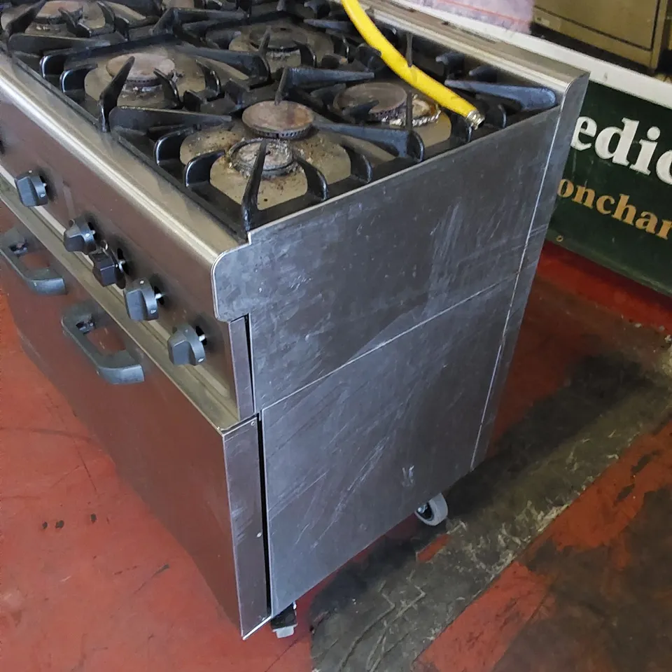 COMMERCIAL GAS 6 BURNER OVEN