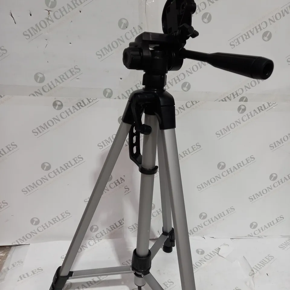 PORTABLE TRIPOD SILVER AND BLACK ADJUSTABLE 