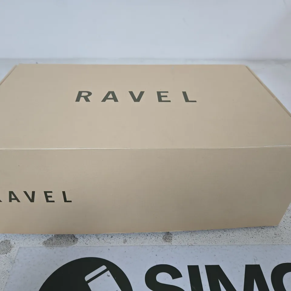 RAVEL INNES RLS674 BLACK LEATHER SNEAKERS – UK 3 (EUR 36)