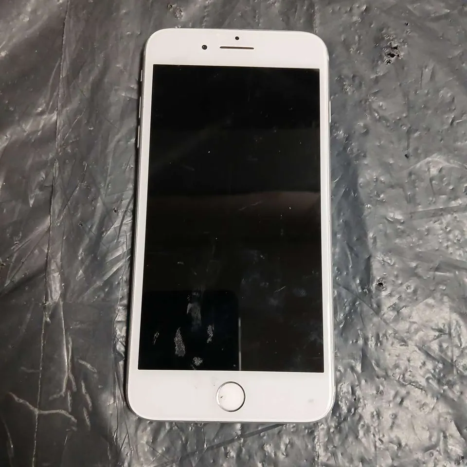 APPLE IPHONE 8 PLUS SMARTPHONE - WHITE