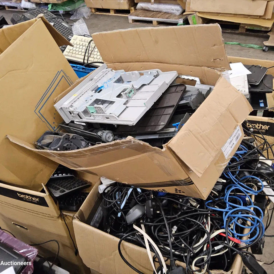 PALLET OF ASSORTED IT EQUIPMENT, INCLUDING CABLES, POWER CABLES, PRINTER CARTRIDGES, KEYBOARDS.