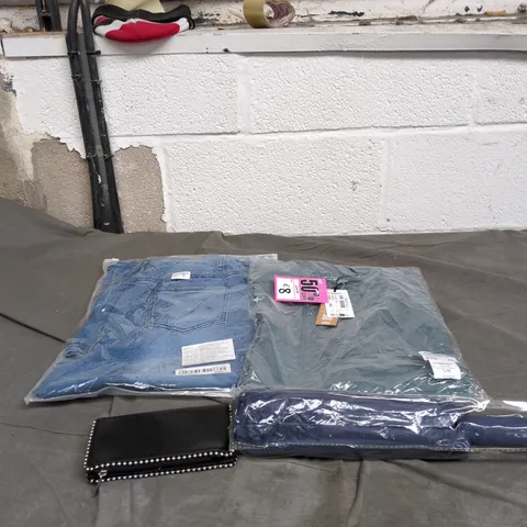 BOX OF APPROXIMATELY 20 ASSORTED CLOTHING ITEMS TO INCLUDE BLACK PURSE, UMBRELLA, JACK & JONES T SHIRT, JEANS ETC