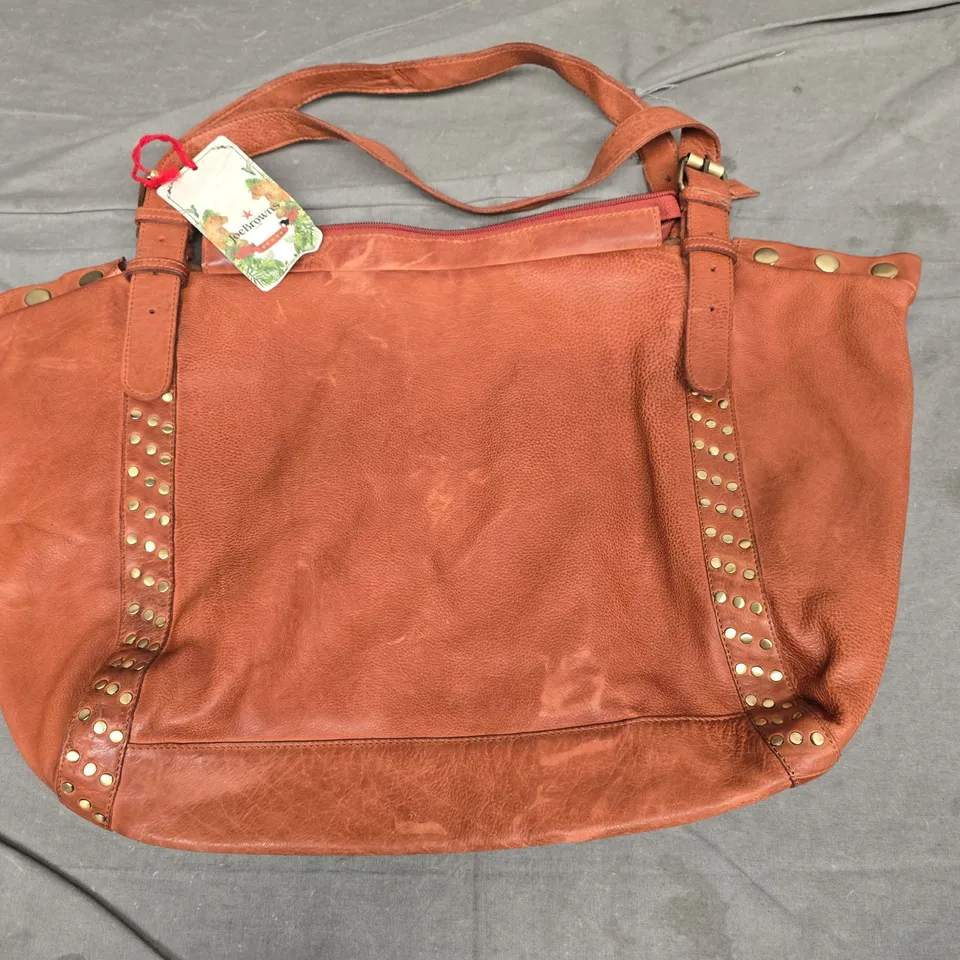 JOE BROWNS BROWN LEATHER LOOK BAG