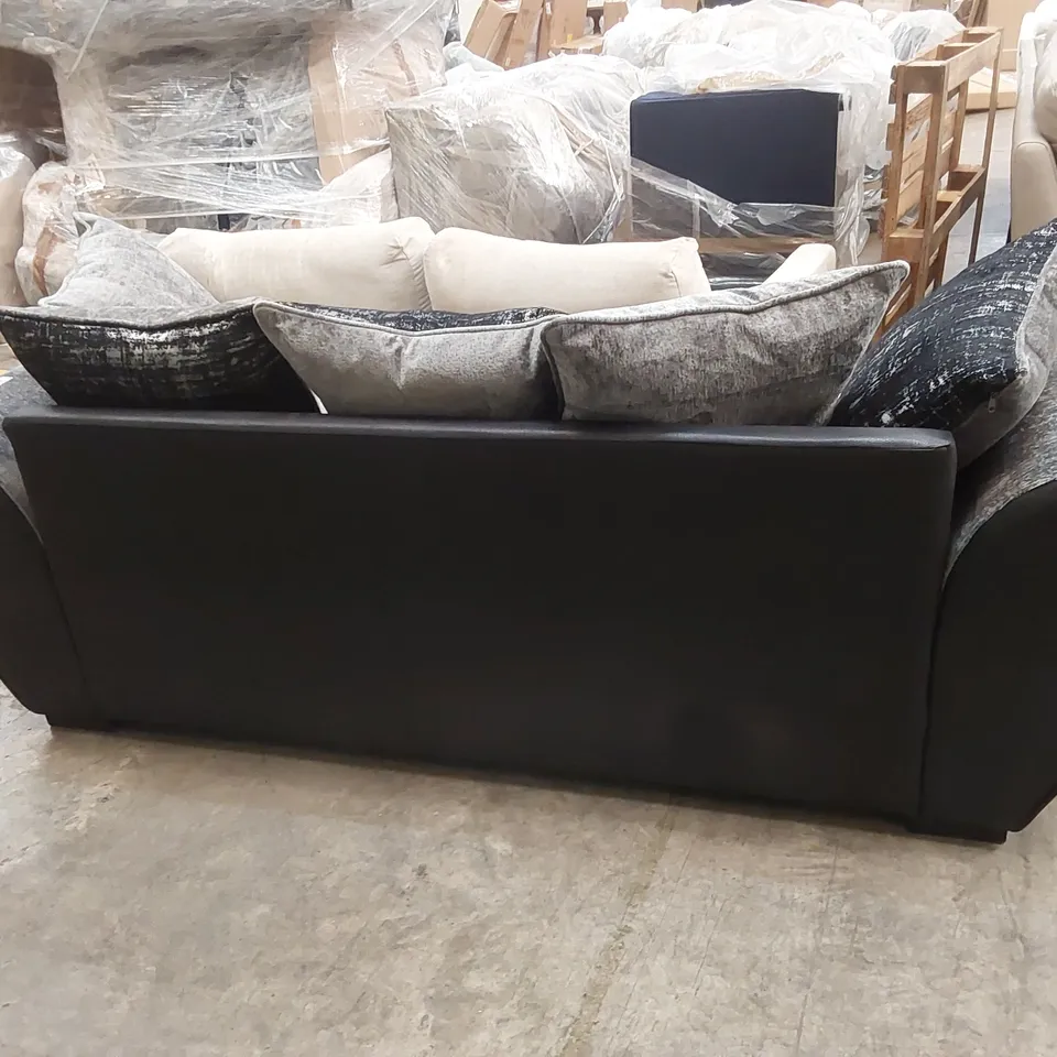 QUALITY BAGGED LANA 3 SEATER CHENILLE VELVET SOFA - GREY