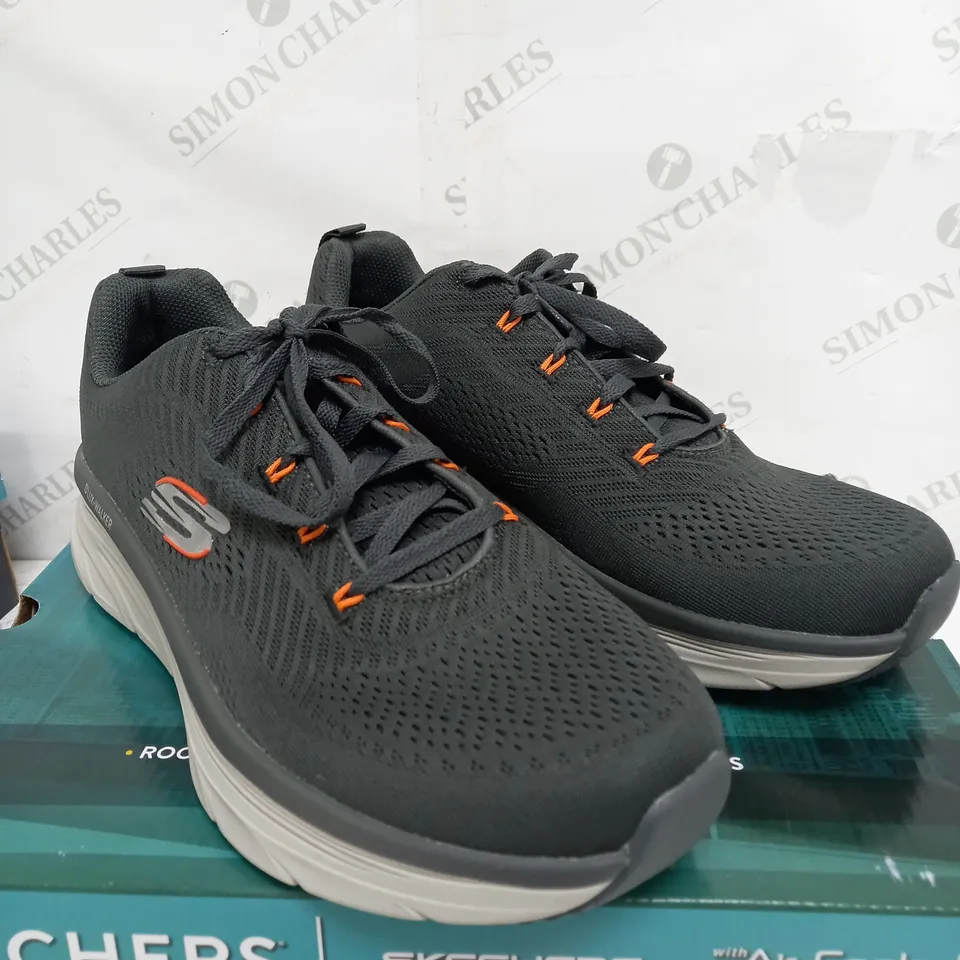 BOXED SKETCHERS D'LUX WALKER IN GREY - SIZE 11