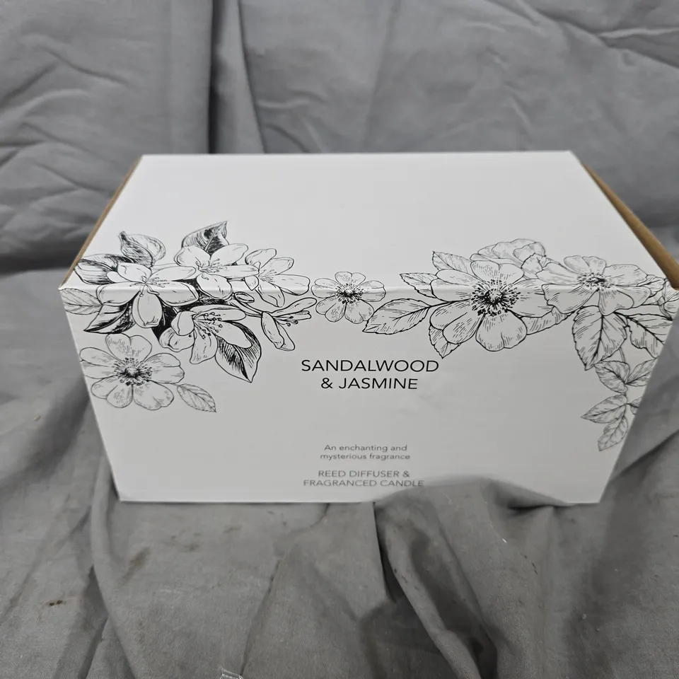 SANDALWOOD & JASMINE REED DIFFUSER & FRAGRANCED CANDLE SET