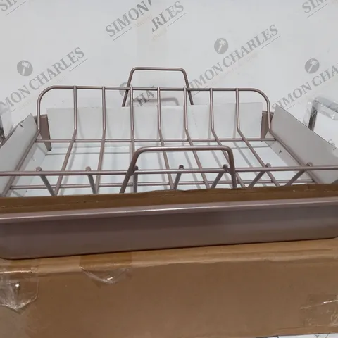 COOKS ESSENTIALS NON-STICK ROASTING TRAY