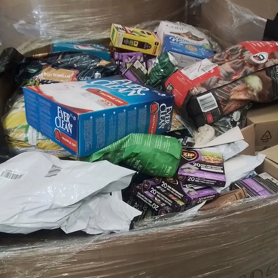PALLET CONTAINING A LARGE QUANTITY OF GARDEN PRODUCTS AND ITEMS TO INCLUDE;BBQ FIRE LIGHTERS,SOIL,SEEDS