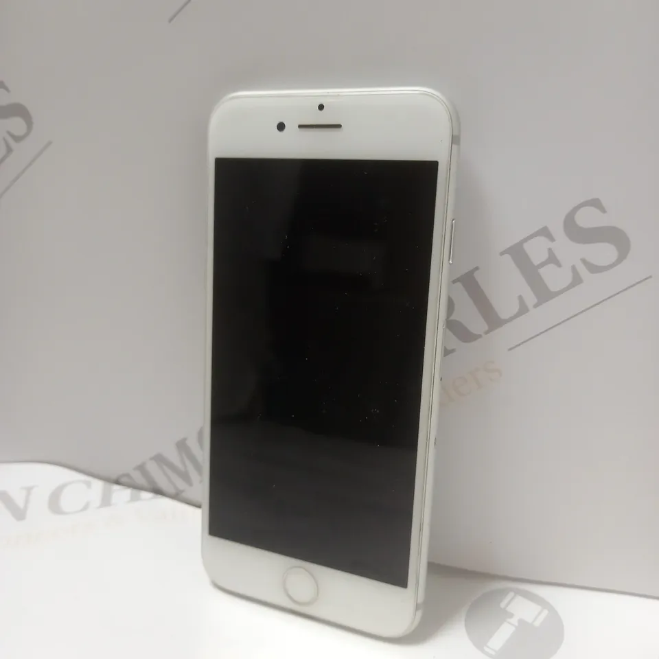 APPLE IPHONE 7 (A1778) SMARTPHONE