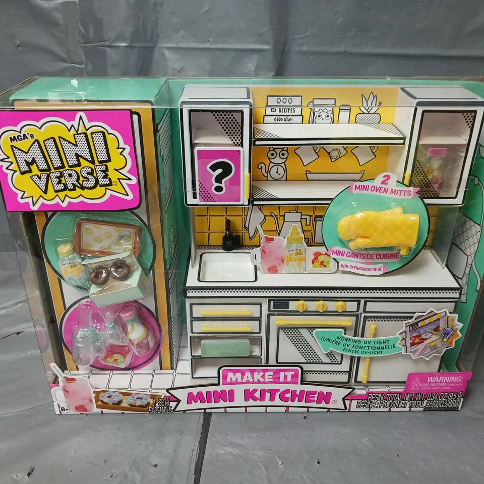 BOXED MGAS MINIVERSE MAKE IT MINI KITCHEN