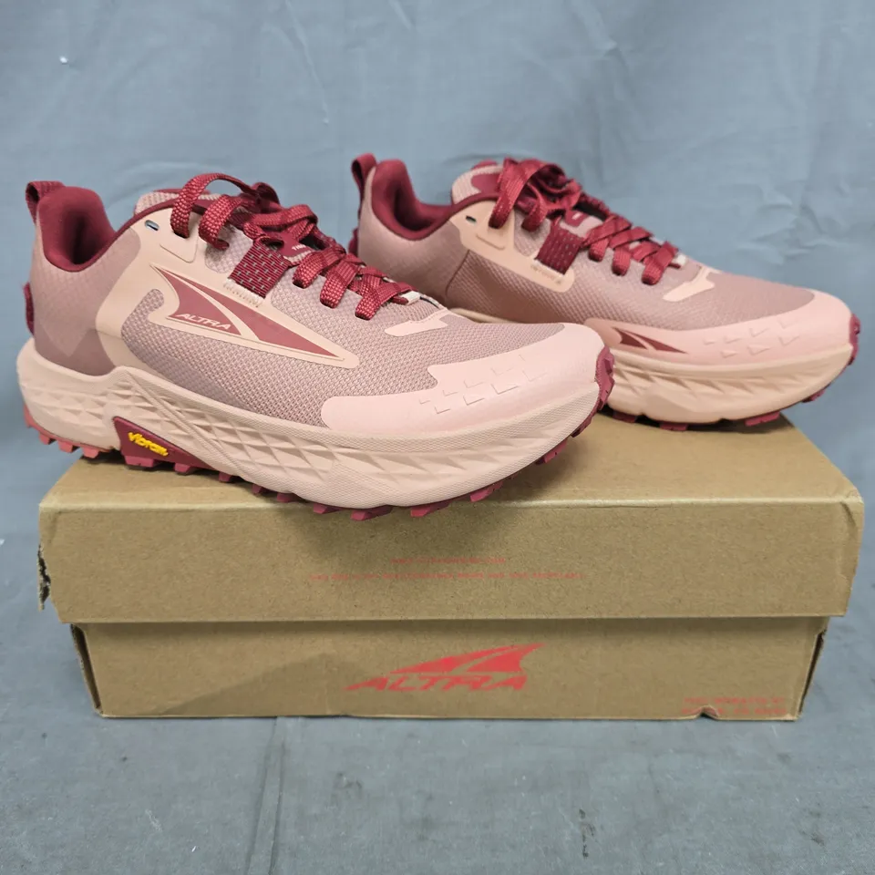 BOXED PAIR OF ALTRA TRAINERS IN MULTI SIZE UK 4