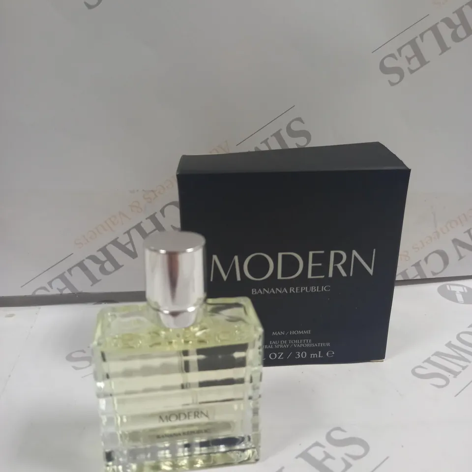 BOXED MODERN BANANA REPUBLIC HOMME EUA DE TOILETTE - 30ML