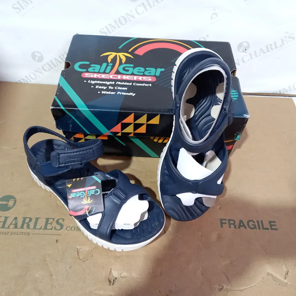 BOXED PAIR OF SKECHERS SANDALS - SIZE 8
