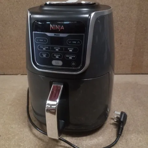 BOXED NINJA AF160UK AIR FRYER MAX 5.2L