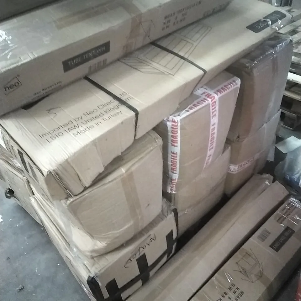 PALLET OF ASSORTED HOUSEHOLD GOODS AND PRODUCTS TO INCLUDE; GARDEN STORAGE BOX, KAMADOS ETC