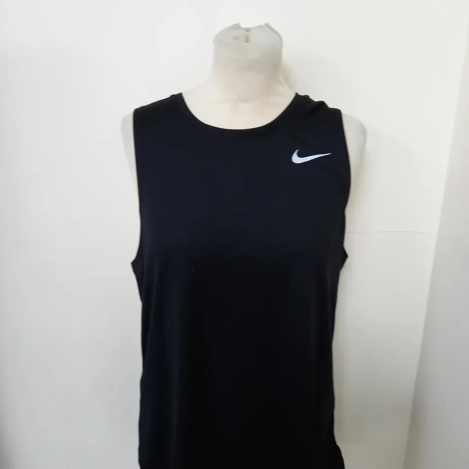 NIKE LOGO CASUAL VEST SIZE M