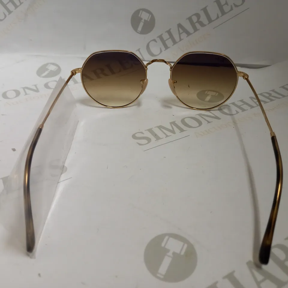 RAYBANS RB 3565 JACK SHADES