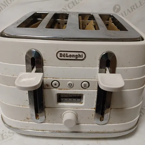 DE'LONGHI AVVOLTA 4-SLICE TOASTER - WHITE