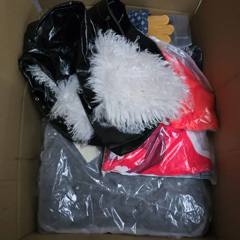 APPROXIMATELY 25 ASSORTED CLOTHING AND FASHION PRODUCTS IN VARIOUS STYLES AND SIZES - COLLECTION ONLY