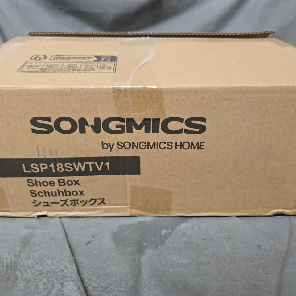 SONGMICS LSP18SWT V1 SHOE BOXES – VENTILATED PLASTIC STORAGE TRAYS (BOXED)