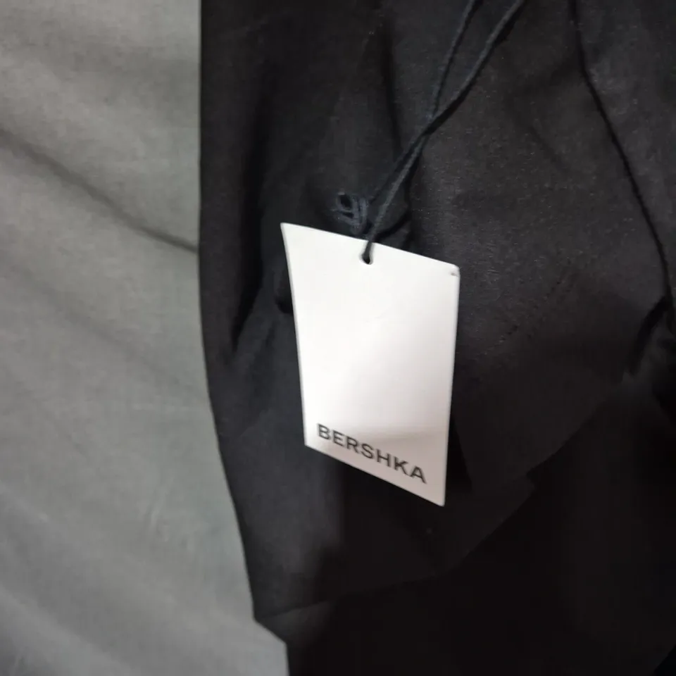 BERSHKA BLACK COAT, UK 6 (EU 34)