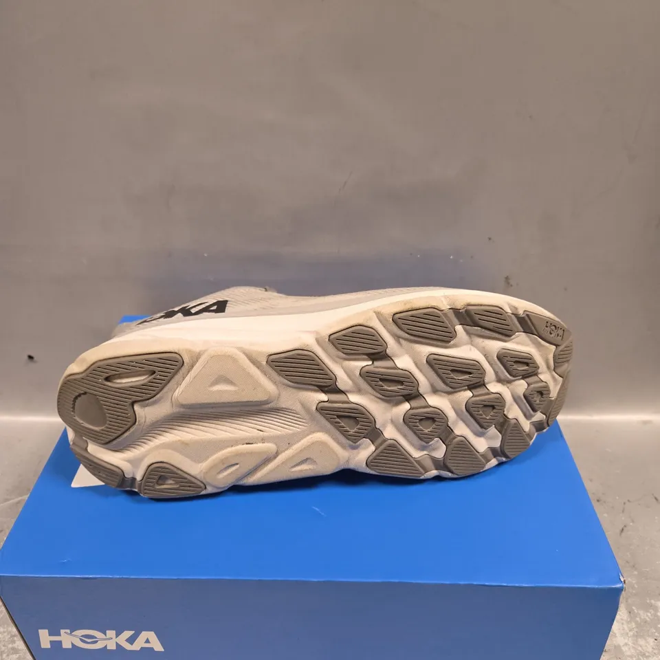 BOXED PAIR OF HOKA CLIFTON TRAINERS - 11