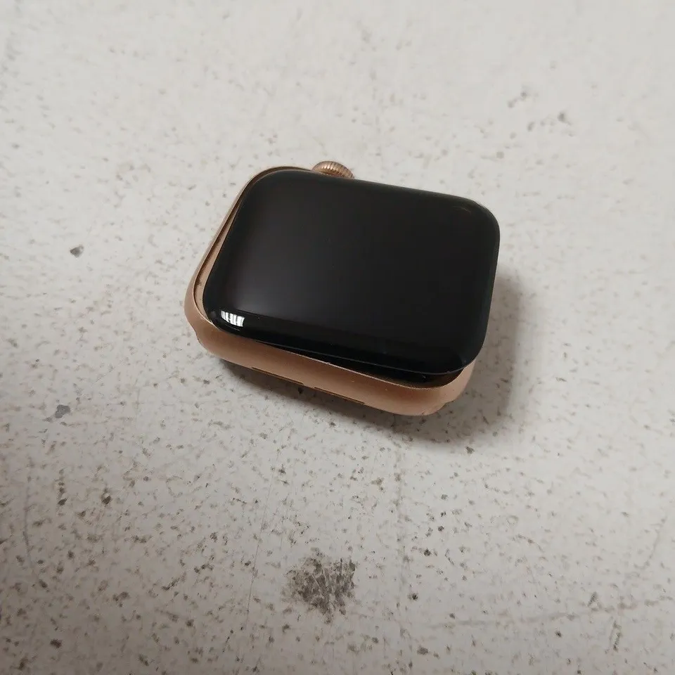 APPLE WATCH SERIES 6 40MM GPS ALUMINIUM GOLD