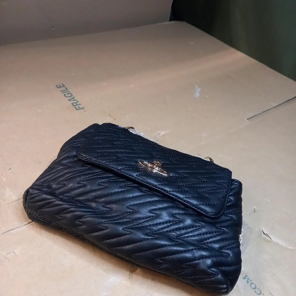 BLACK VIVENNE WESTWOOD LEATHER PURSE 