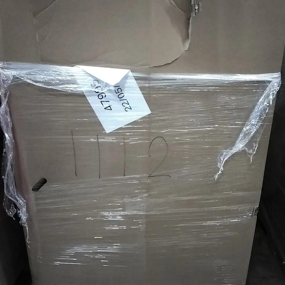 PALLET CONTAINING ASSORTED MULTIFUNCTIONAL LAPTOP DESKS