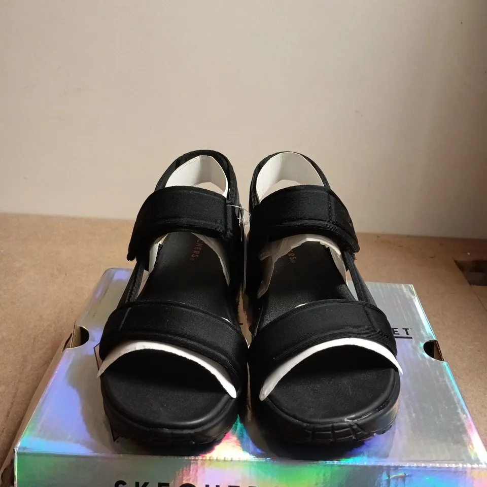 SKECHERS STREET LOS ANGELES BLACK SANDALS – WOMEN’S FOOTWEAR - UK SIZE 1.5