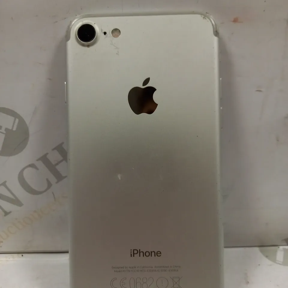 APPLE IPHONE 7 (A1778) SMARTPHONE