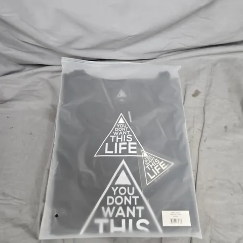 BAGGED YOU DONT WANT THIS LIFE ORIGINAL TEE - SIZE XXL