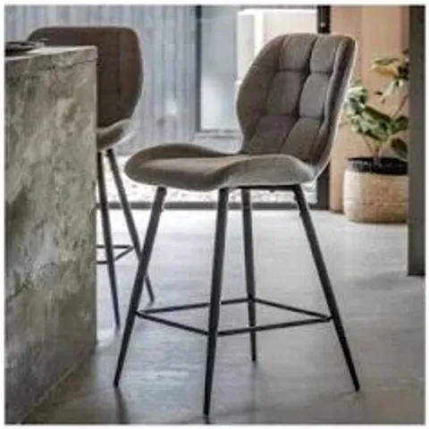 BOXED PAIR OF GALLERY DIRECT MANFORD STOOLS LIGHT GREY