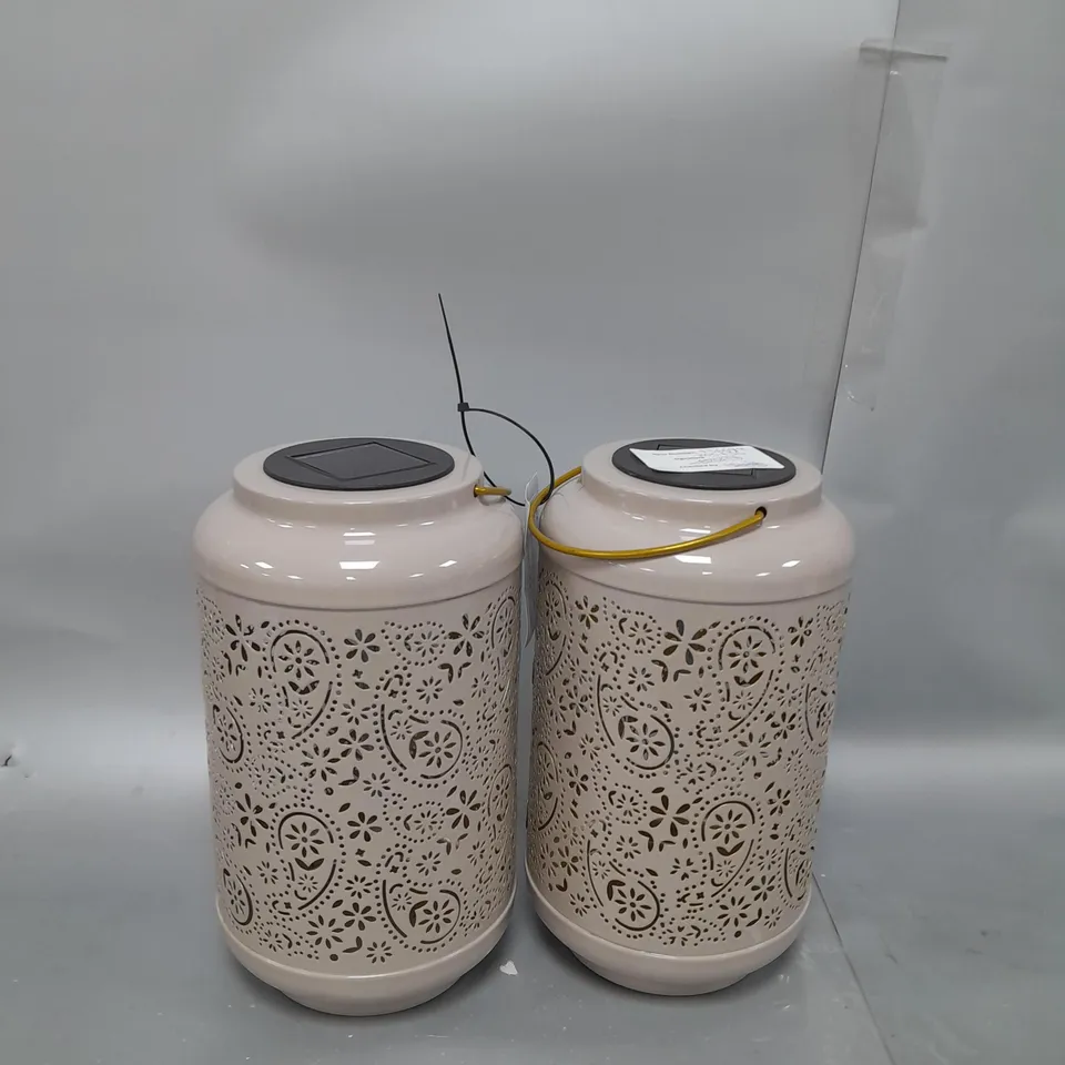 GARDEN REFLECTIONS SET OF 2 PATTERNED SOLAR LANTERNS, PAISLEY