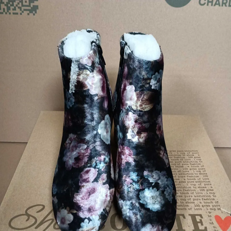 BOXED PAIR OIF SHOECHOCOLATE FLORAL PRINT ANKLE BOOTS - SIZE 362131