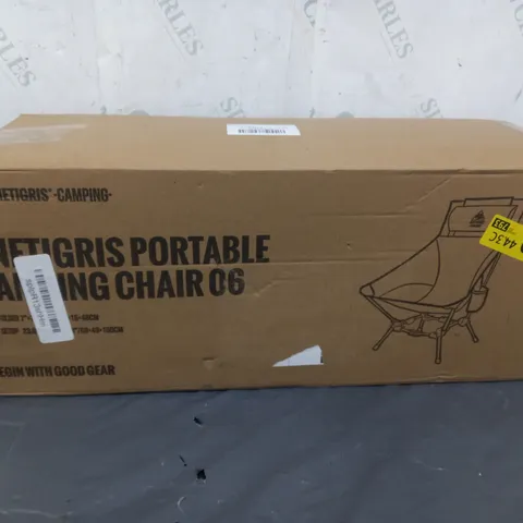 BOXED AND SEALED PORTABLE CAMPING CHAIR