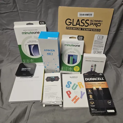 APPROXIMATELY 15 ASSORTED MOBILE PHONE ACCESSORIES TO INCLUDE POWER BANKS, CASES AND CHARGE CABLES