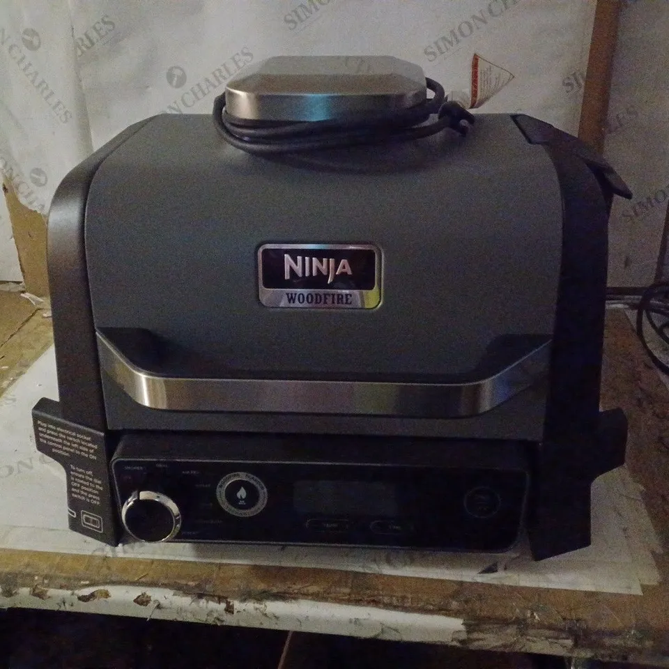 NINJA WOODFIRE ELECTRIC BBQ GRILL & SMOKER WITH AIR FRY FUNCTION OG701UKQ