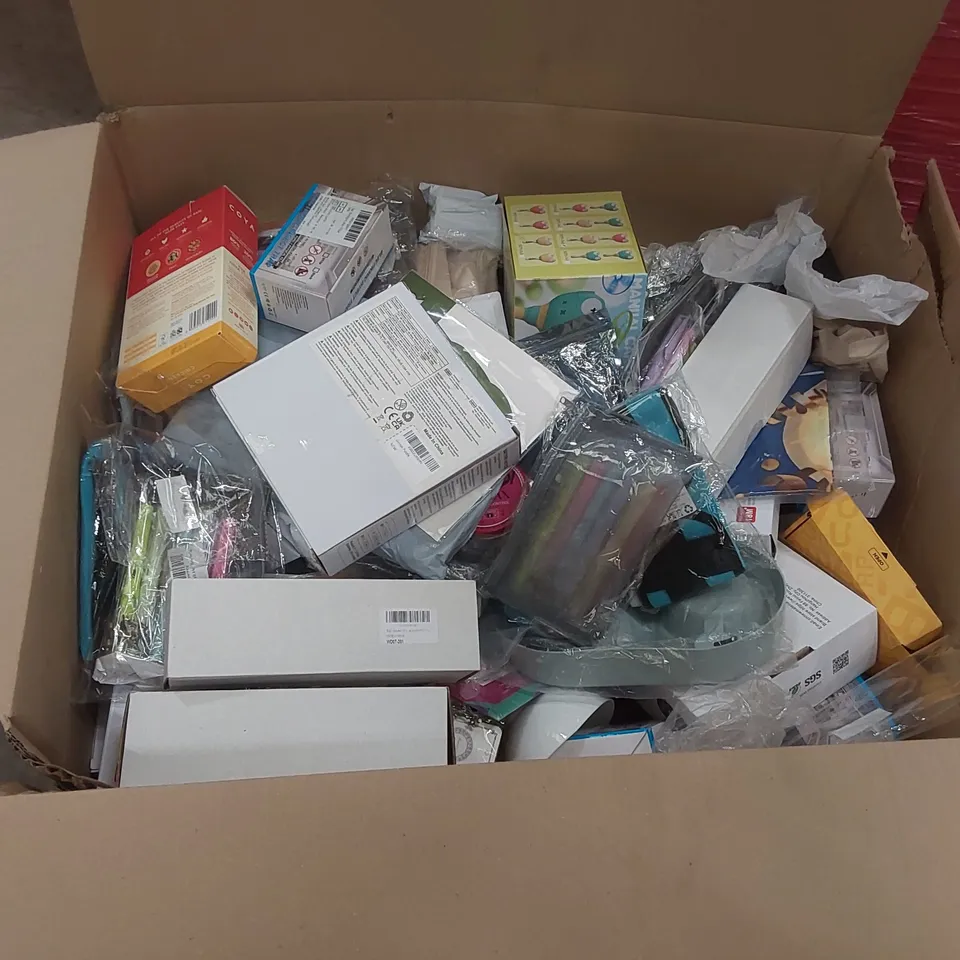 PALLET OF ASSORTED ITEMS TO INCLUDE: PORTABLE AIR CONDITIONERS, ROWING MACHINE, FOLDABLE EXERCISE BIKE ECT