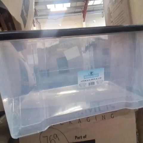PLASTIC STORAGE BOX