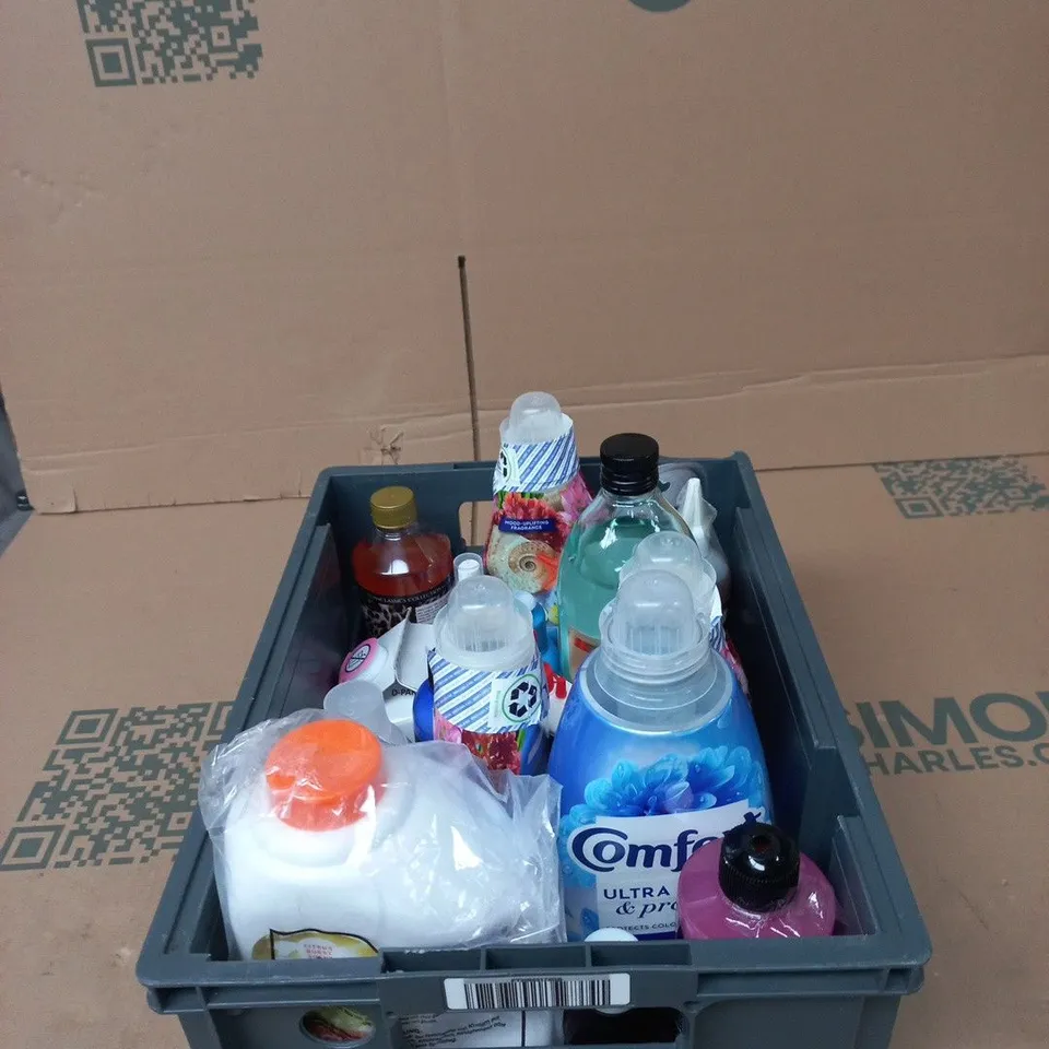 TOTE OF APPROXIMATELY 10 ASSORTED ITEMS TO INCLUDE COMFORT, SURE ETC