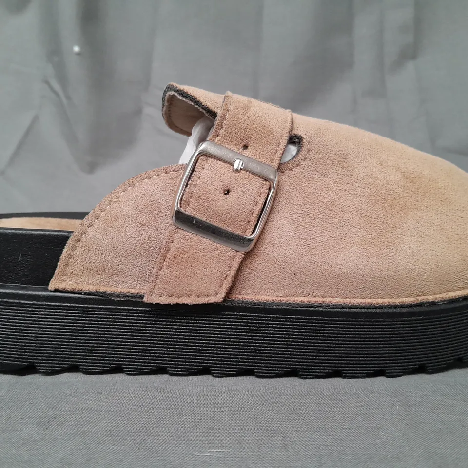 BOXED PAIR OF DESIGNER PLATFORM CLOSED TOE CLOGS IN TAUPE SIZE 6