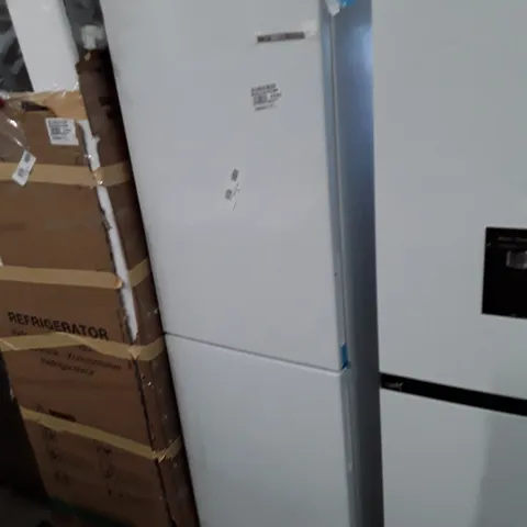 BOSCH KGN27NWEAG SERIES 2 55CM FROST FREE FRIDGE FREEZER - WHITE, 1.82M 