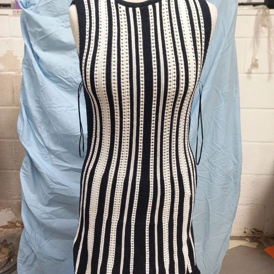 ZARA WOMEN'S KNIT STRIPE DRESS – SLEEVELESS, BLACK & WHITE SIZE MEDIUM