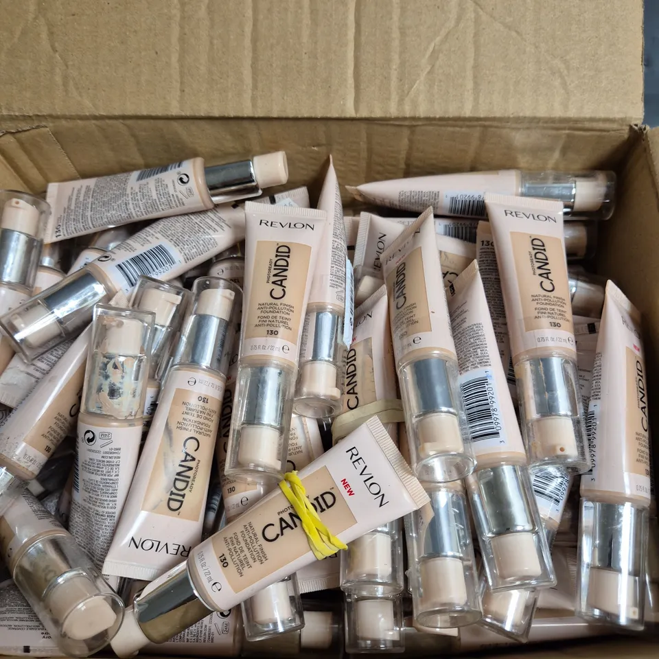 APPROXIMATELY 60 REVLON CANDID NATURAL FINISH ANTI-POLLUTION FOUNDATION - SHADE 130 - 22ML