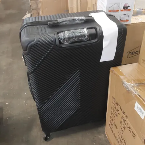 NEO TRAVEL SUITCASE - BLACK
