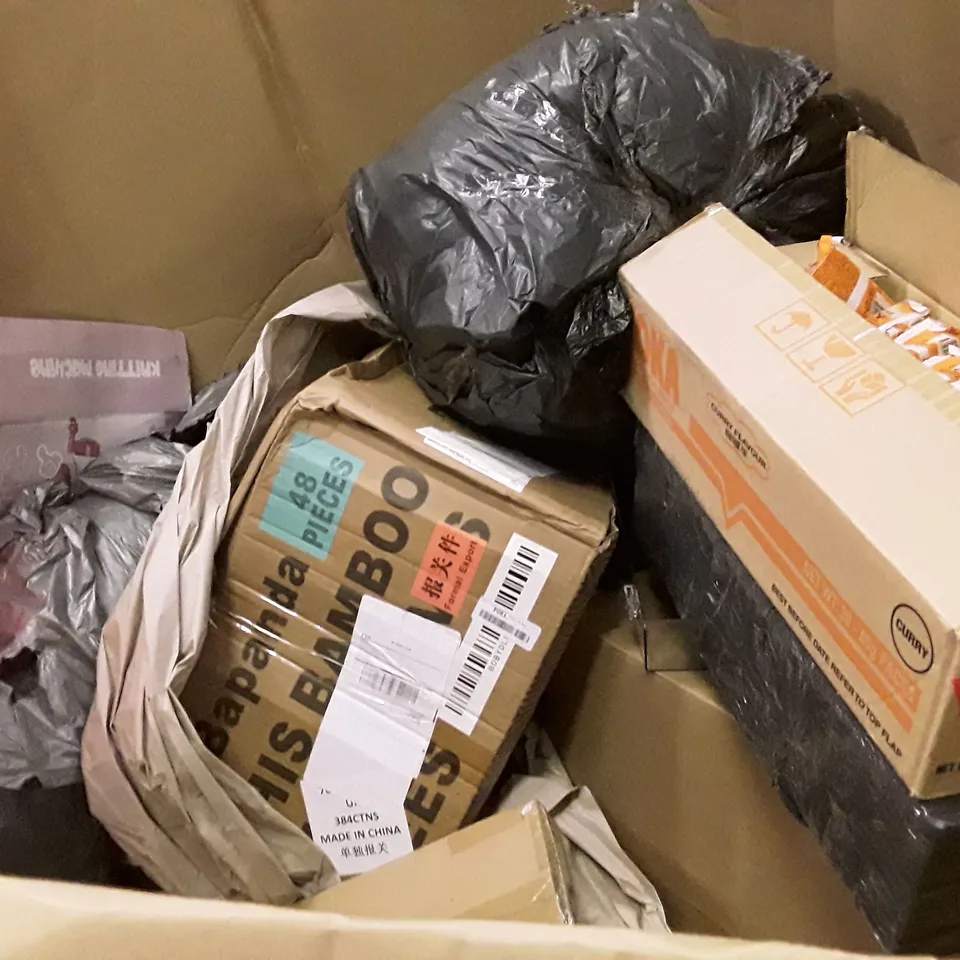 PALLET OF ASSORTED PRODUCTS INCLUDING TV TRIPOD STAND, FOLDING STEP STOOL, WIRELESS KEYBOARD & MOUSE, NERF GUN